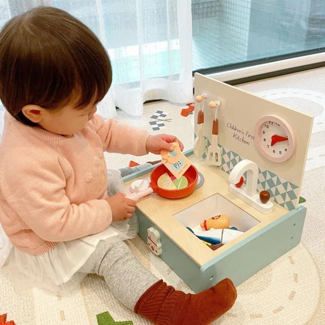 Miniature Wooden Toy Stove & Cookware Set for Kids - Pretend Play & Food Learning - LearnLark Montessori